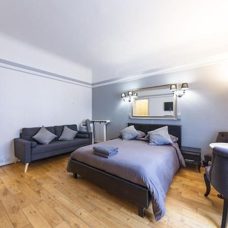 Private Studio - Avenue Des Champs-Elysees Apartment Paris Ngoại thất bức ảnh